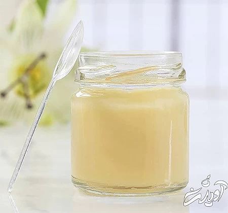 تولید ژل رویال توسط زنبور عسل  ژل رویال, ژل رویال چیست, تولید ژل رویال توسط زنبور عسل